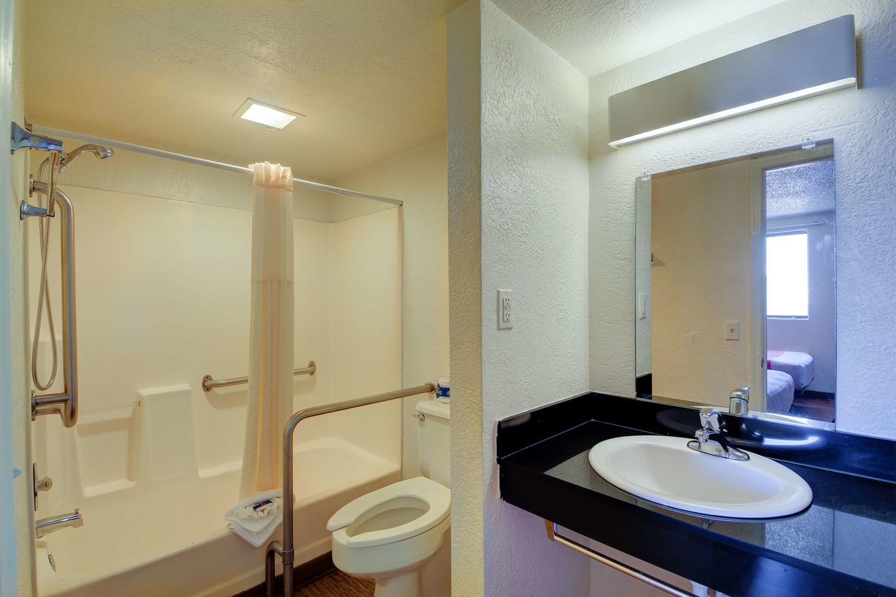 Motel 6-Oklahoma City, Ok - Frontier City Luaran gambar